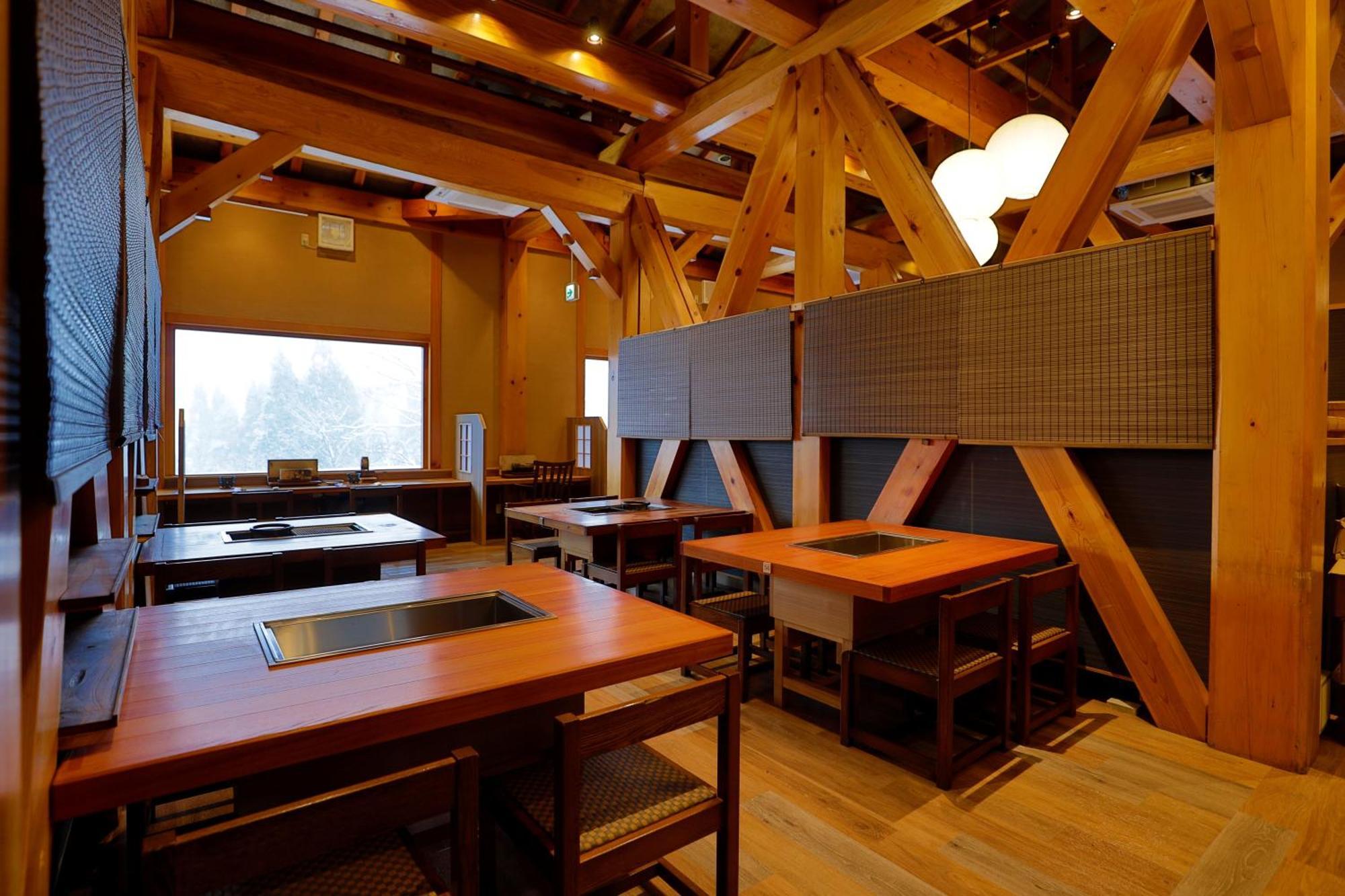 Miyama Ouan Kyoritsu Resort Takayama  Buitenkant foto Interior of a restaurant in Japan