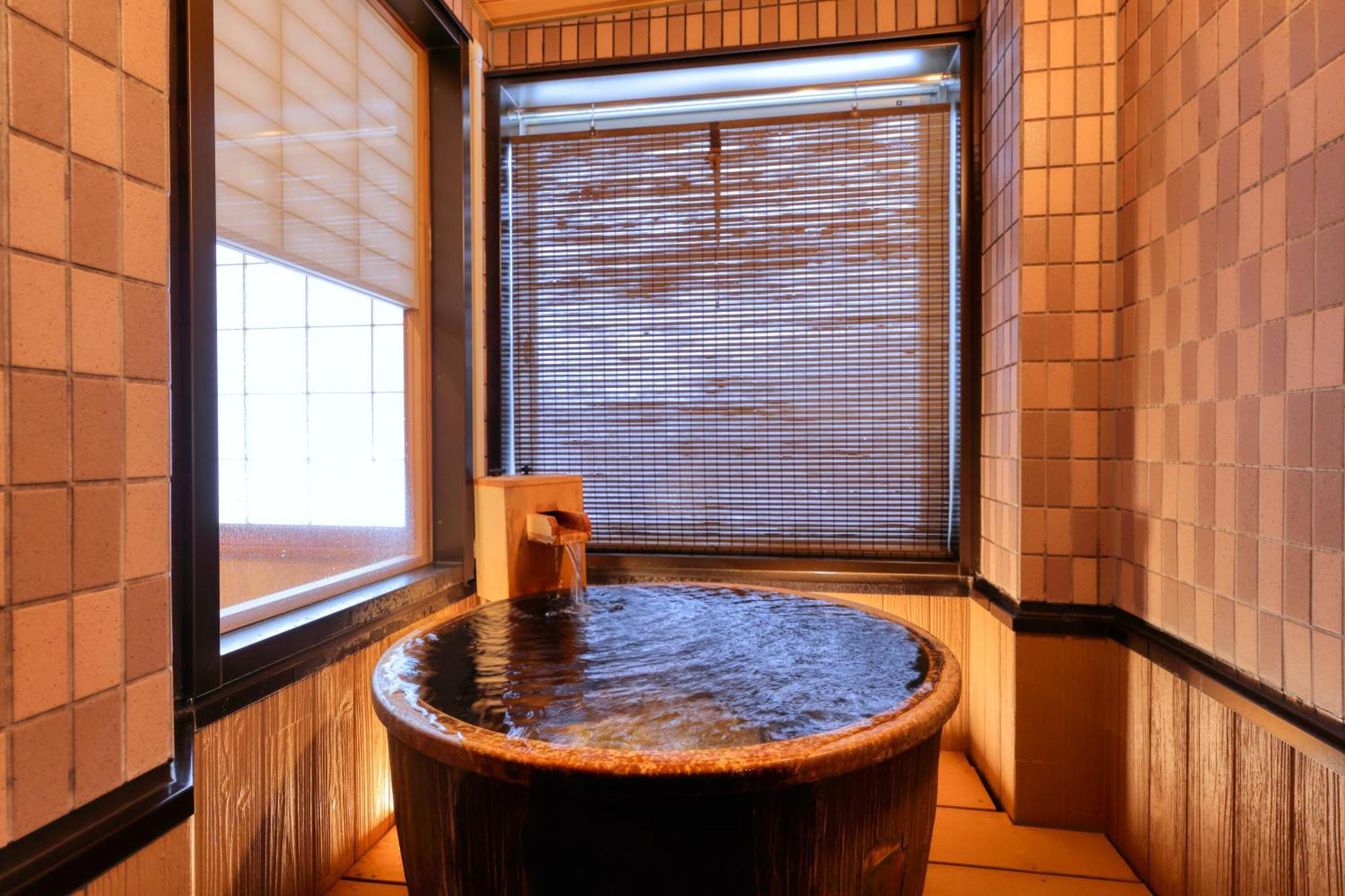 Miyama Ouan Kyoritsu Resort Takayama  Buitenkant foto A private onsen