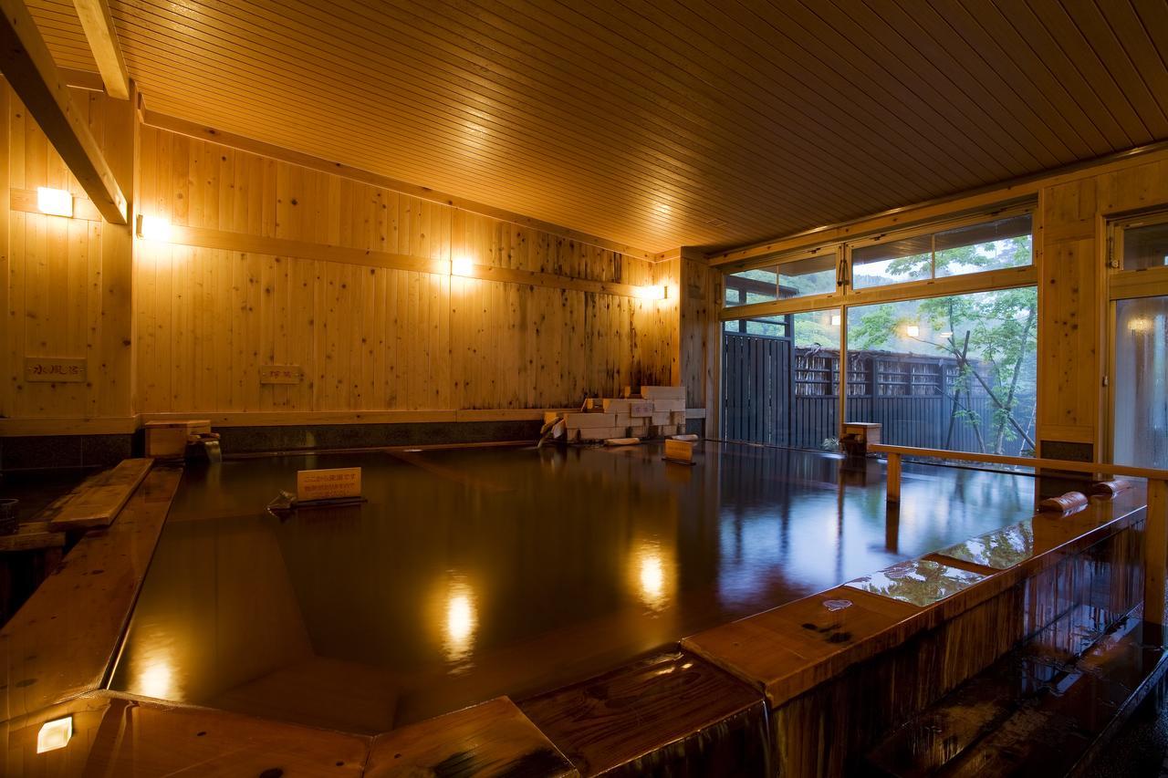 Miyama Ouan Kyoritsu Resort Takayama  Buitenkant foto A traditional onsen